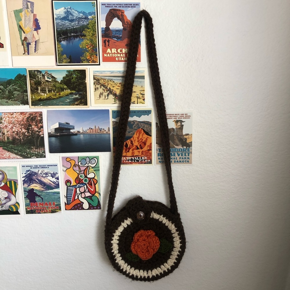 So beautiful! Vintage hand knitted bags